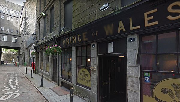 A Google StreetView Image of the Prince of Wales Pub, St. Nicholas Lane, Aberdeen. The Bon-Accord Music Hall was situated in the now vacant site next door, having been demolished in 1993. - Click to Interact.