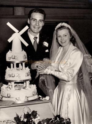  A Windmill wedding. The Marriage of John Law to Margaret Cooper in June 