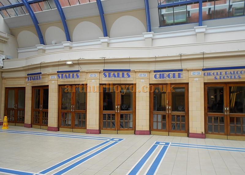 The entrance to the Opera House which is situated in the Winter Gardens Complex - Photo M.L. August 2012