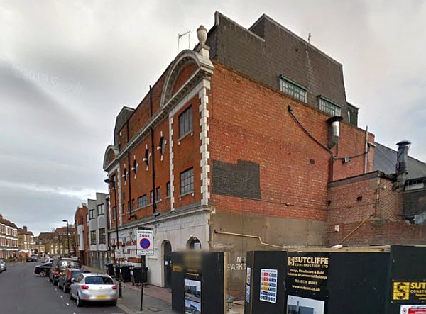 A Google StreetView Image showing the Stonhouse Street Facade of the former Majestic Theatre in November 2015 - Click to Interact. 