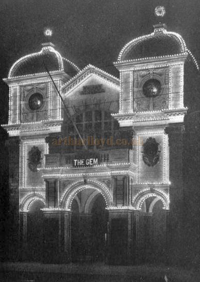The Gem Electric Vaudeville at night with its one thousand electric lamps lighting up the exterior - With the Kind Permission of Colin Tooke from his now out of print book 'That’s Entertainment-Theatres and Cinemas of Great Yarmouth & Gorleston.'