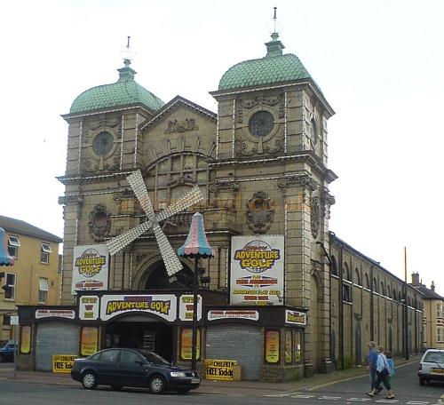 The Windmill Theatre, Great Yarmouth in 2007 - Courtesy Charles Bowman.