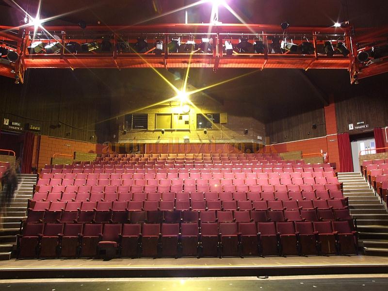 The auditorium of the Madina Theatre, Isle of Wight, in 2009 - Courtesy Mark Price - Theatres Trust