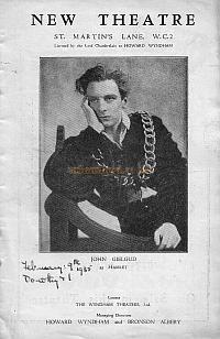Programme for ' Hamlet' at the New Theatre in 1935, with John Gielgud and Jessica Tandy.
