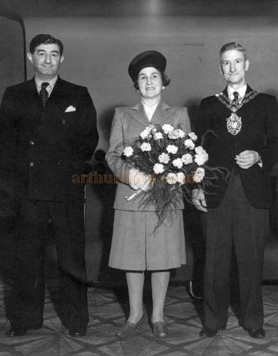 A 1945 photo taken at the Dalston Odeon showing the then Mayor and Mayoress of Hackney, Henry Walter and Elizabeth Frances Butler, with Max Zaidner, Manager of the Dalston Odeon from 1942 to the 1950s - Courtesy Paul Carter, Grandson of the Butlers.
