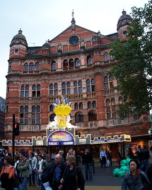 The Palace Theatre during the run of 'Spamalot' in October 2006 - Photo M.L.
