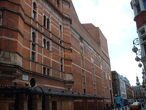 Exterior View of the Palace Theatre, London 