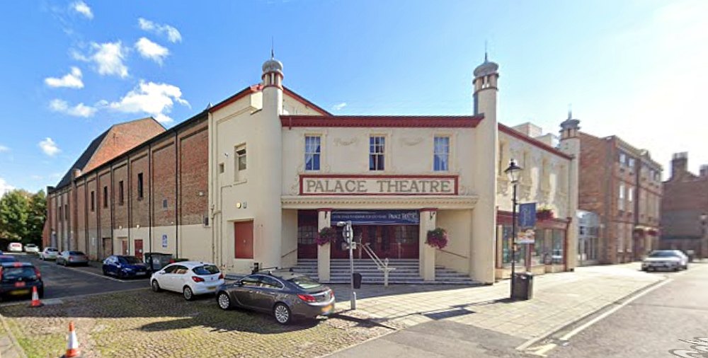 A Google StreetView Image showing the Palace Theatre, Newark in September 2020 - Click to Interact.