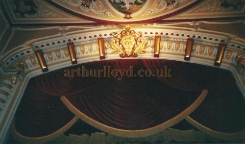 The Proscenium of the Theatre Royal and Opera House, Wakefield in 2000 showing the head of Backus looking down upon the audience- Courtesy David Garratt. 