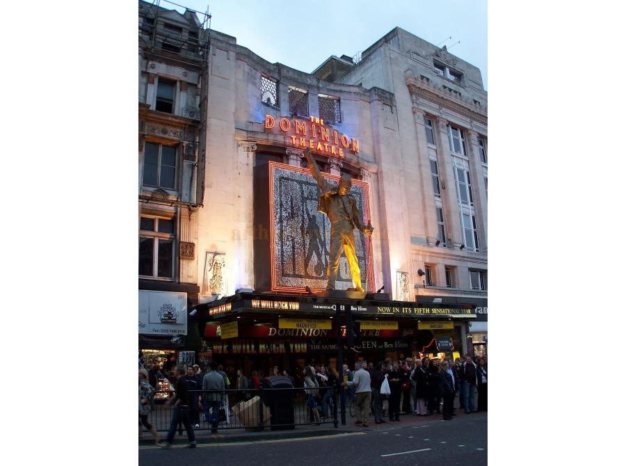 The Dominion Theatre showing 'We Will Rock You' in 2006.