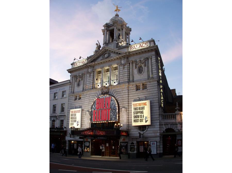 The Victoria Palace Theatre showing 'Billy Elliot' in 2006.