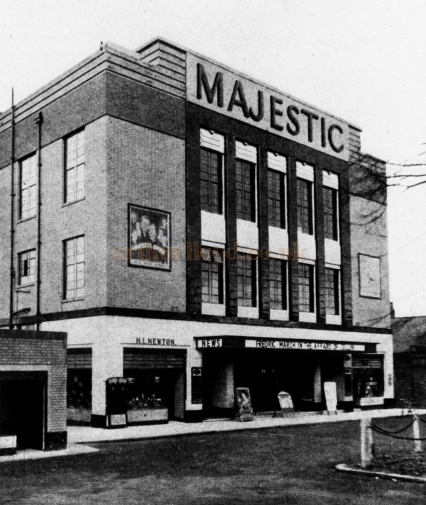 The Majestic Theatre, Woodford when it first opened in November 1934 - From The Builder, 15th of February 1935.