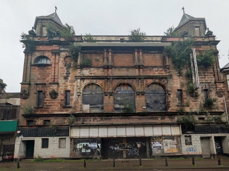 The King's Theatre, Kilmarnock looking very sorry for itself in July 2026 - Courtesy Alan Kempster.